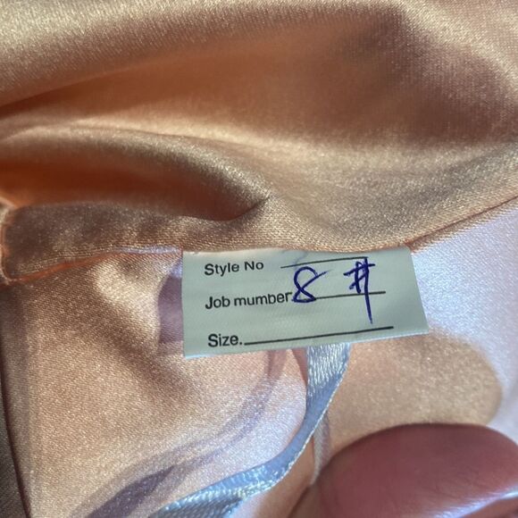 Women’s Full Length Sequined Bodice V-Neck Party Prom Dress Size 8 NWOT - Picture 11 of 11